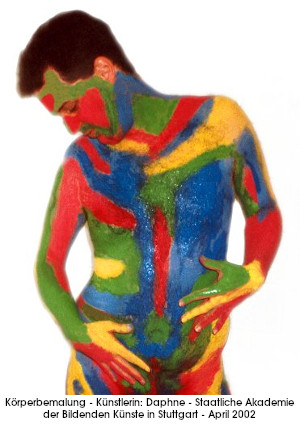 Bodypainting - bemalter nackter Mann - Körperbemalung - Staatliche Akademie der Bildenden Künste in Stuttgart - April 2002